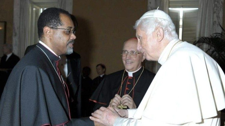 Dom Ildo Fortes - Bispo de Mindelo, com o Papa Bento XVI