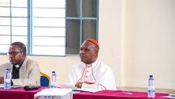 Kardinolas A. Kambanda genocido metu pats neteko aštuonių šeimos narių 