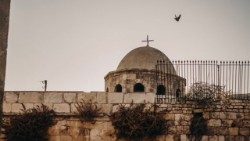 إحدى الكنائس المدمرة في حلب