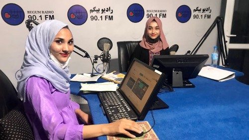 En Afghanistan, la résistance d'une radio féminine