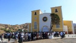 A nova Igreja paroquial São Nicoalu Tolentino, localidade de São Domingos, Ilha de Santiago, Cabo Verde