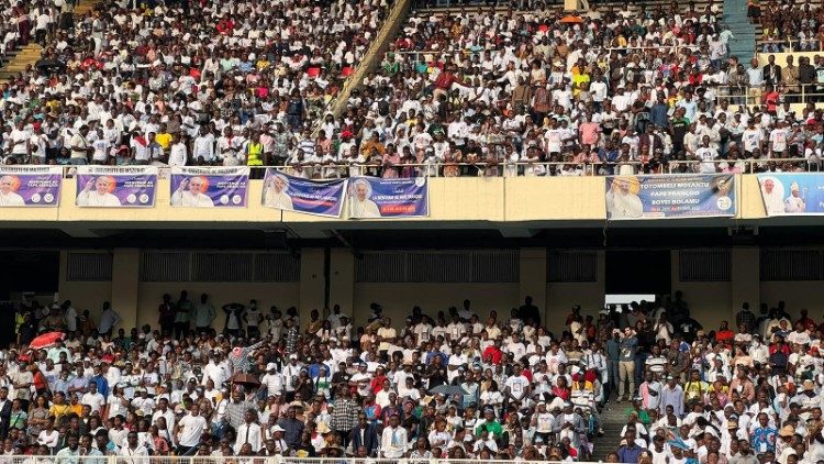 Lo Stadio dei Martiri dei Kinshasa