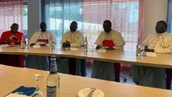 Svědectví některých afrických biskupů: odpuštění a smíření - dvě cesty vpřed