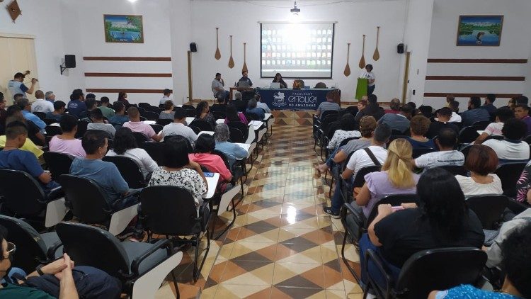 Aula inaugural da Faculdade Católica do Amazonas