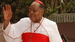Cardeal Dom Alexandre do Nascimento, Arcebispo Emérito de Luanda (Luanda)