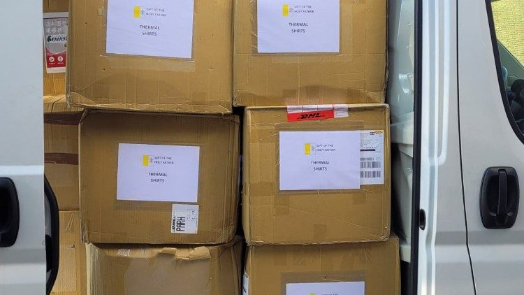 Boxes of thermal garments for earthquake survivors