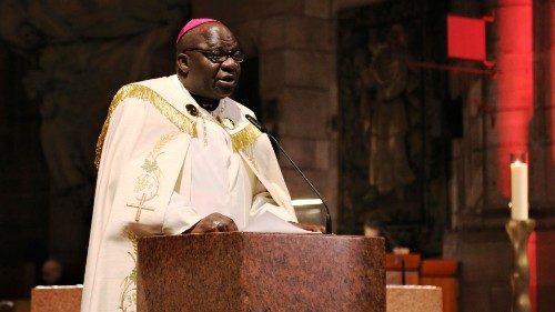 Dom Bakeni pede ajuda a bispos no Brasil para cimentar liberdade religiosa na Nigéria