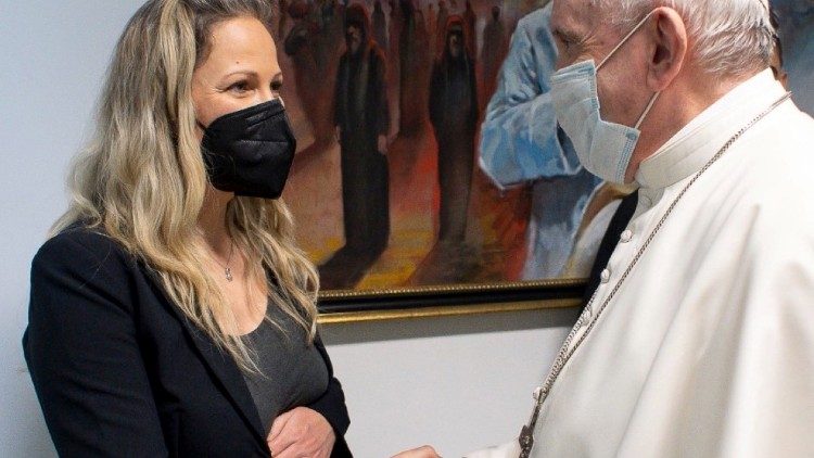 Andressa com o Papa Francisco