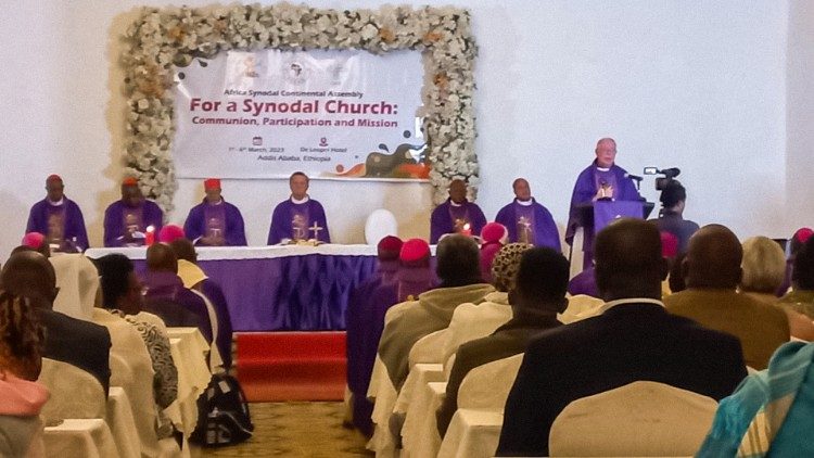 Célébration eucharistique à l'Assemblée continentale du synode à Addis Abeba