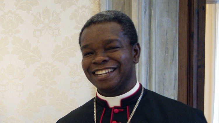 apostoliska nuntien monsignor Fortunatus Nwachukwu, Heliga stolens ständige observatör vid FN och andra internationella organisationer i Genève 