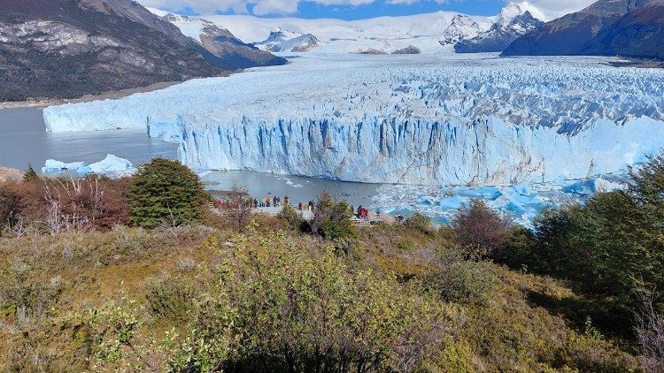 Il ghiacciaio Perito Moreno in sofferenza a causa del riscaldamento globale (marzo 2023)