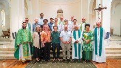 Membros do grupo de discernimento e redação do Sínodo da Oceania