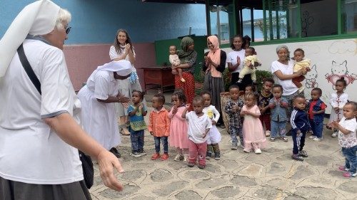 En Addis Abeba, Etiopía, las hermanas salesianas dirigen un centro para migrantes