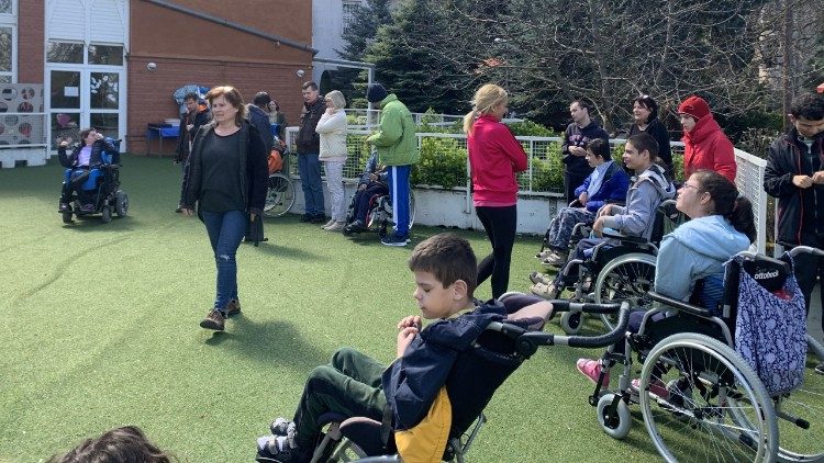 Das „Ladislaus Batthyány-Strattmann Institut" in Ungarn kümmert sich um Kinder und Jugendliche mit Beeinträchtigungen  '(Foto: László Batthyány-Strattmann Institut)