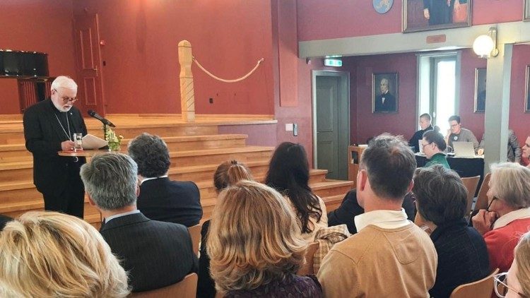 Der vatikanische Außenminister, Erzbischof Gallagher, im April bei einem Besuch in Vaduz (Liechtenstein)