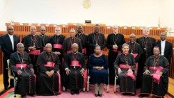 Bispos da Conferência Episcopal de Moçambique (CEM) na Assembleia da República