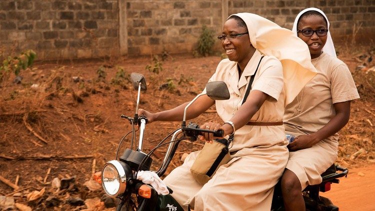 Deux religieuses du Togo. 