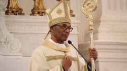 Cardeal Dom Arlindo Gomes Furtado - Bispo da Diocese de Santiago de Cabo Verde