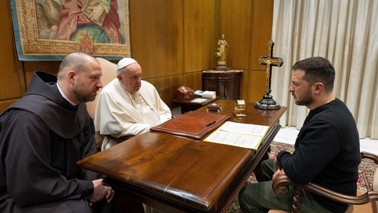 Papa Francisco e o presidente Zelensky