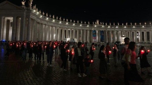 Basílica de San Pedro organiza rosarios por el Sínodo