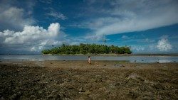 A photo of Marshall Islands in the Pacific (Eric Sales/ADB).