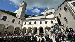 Il chiostro grande dell'Abbazia di Montevergine (Avellino), che domenica 28 maggio ha accolto il cardinale Parolin per l'apertura delle celebrazioni dei 900 anni di fondazione