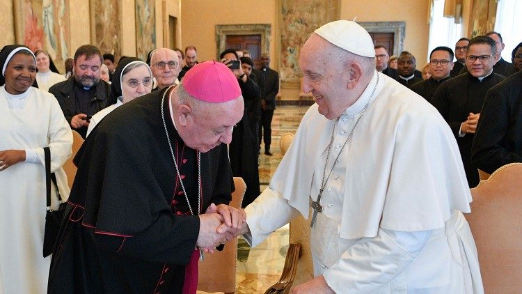 教宗接見巴爾納伯修會大家庭成員