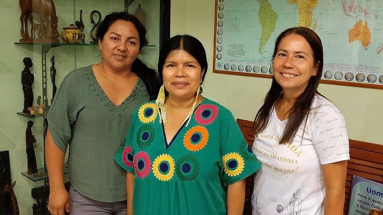 Papa Francisco recebe mulheres indígenas da Amazônia