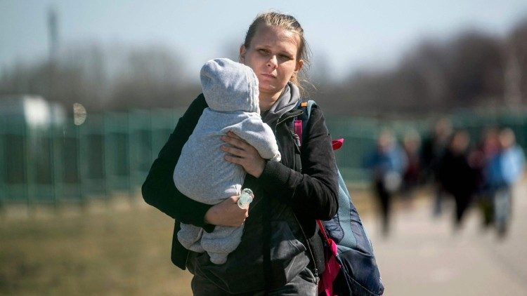 Ukrajinskí utečenci na hranici Poľska