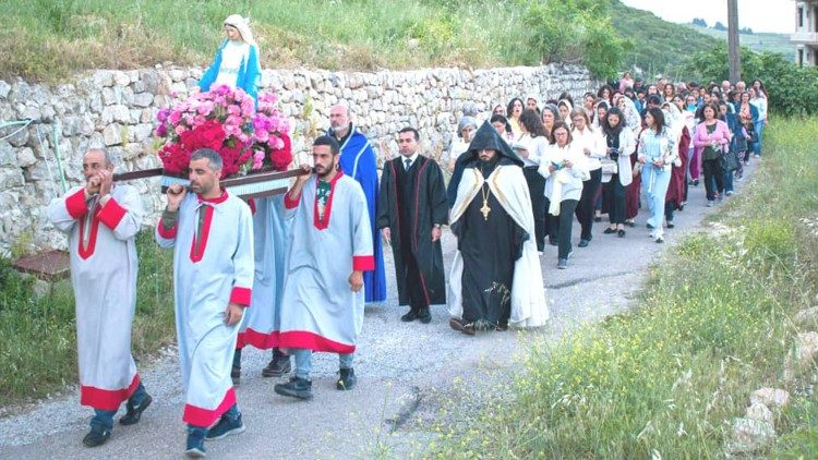 2023.06.01   Cerimonia e pellegrinaggio ecumenico chiusura mese Mariano a Kessab
