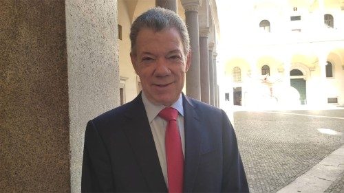 Juan Manuel Santos Calderón (geboren in Bogotà 1951) war Präsident Kolumbiens von 2010 bis 2018 und erhielt 2016 den Friedensnobelpreis