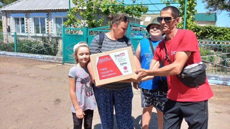 Caritas Spes (Ucrânia), ajuda às pessoas que sofrem as consequências da explosão da barragem da estação de tratamento de água de Kakhovka