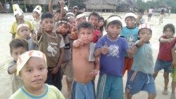 As crianças indígenas do povo Mayuruna no Brasil