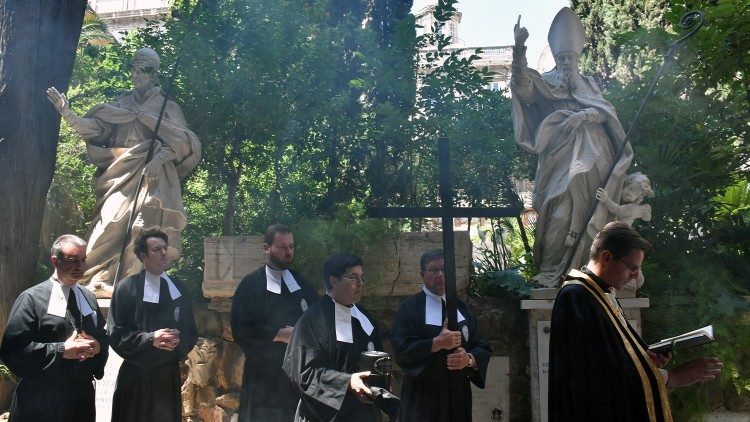 Beerdigung von Burkhard Scheffler auf dem Camposanto Teutonico im Vatikan 