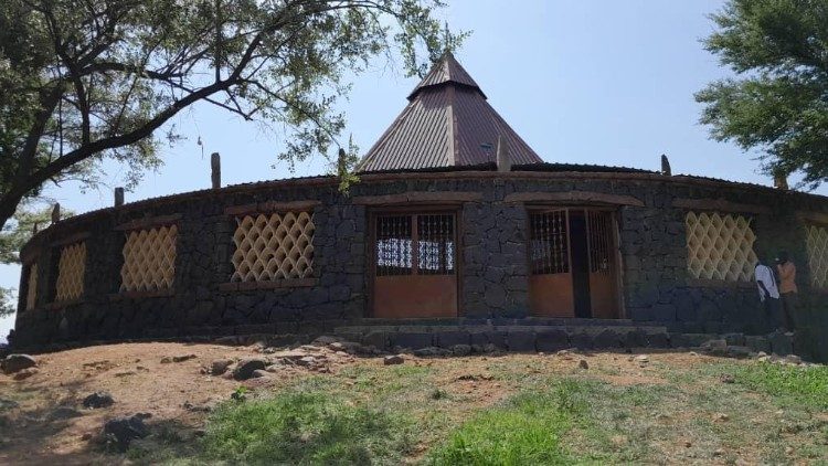 L'église paroissiale Saint-Pierre de Douroum, dans le diocèse de Maroua-Mokolo (Cameroun)