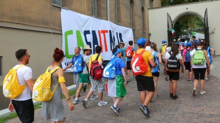 Các ban trẻ Ý đang đến Ngôi nhà Ý trong dịp Đại hội GTTG 2016 ở Cracovia