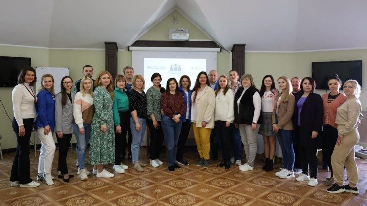Team des Caritas Ukraine  Peacebuilding-Projekts „Spaltungen in der Gemeinde überwinden"