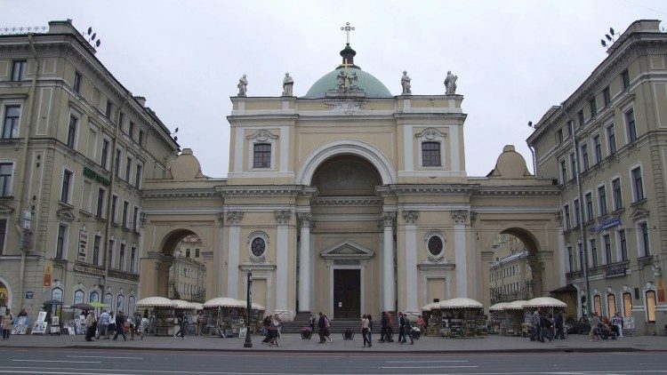 Un'altra immagine della chiesa di Santa Caterina a San Pietroburgo