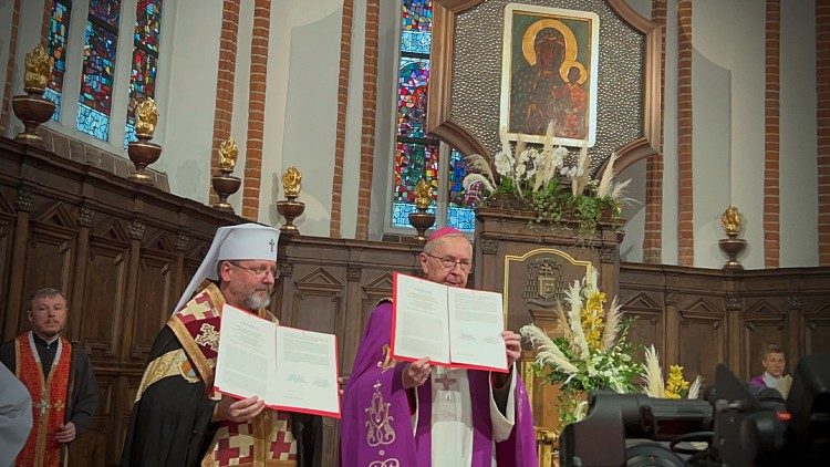 Archbishops Archbishop Stanislaw Gądecki and Sviatoslav Shevchuk in Warsaw