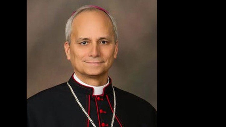 Monseñor Robert Francis Prevost 