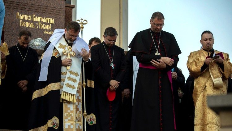 Il vescovo ausiliare di Lisbona in Ucraina
