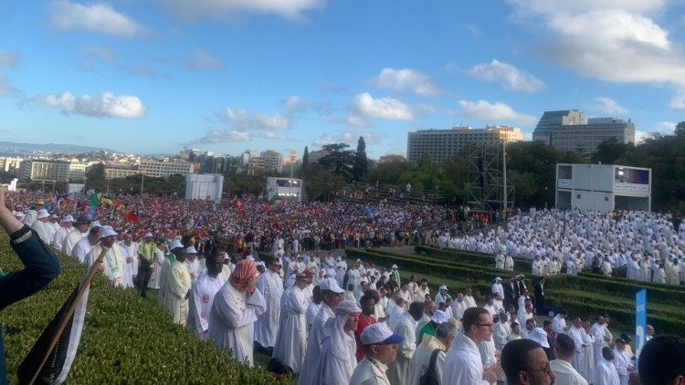 Eröffnungsmesse des Weltjugendtags am Dienstagabend im Park Eduard VII., Lissabon