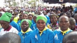 Des jeunes de Mahagi-Nioka (RDC) lors de la messe de clôture des Journées Diocésaine de Jeunesse (JDJ), le 30 juillet 2023
