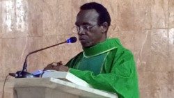 Célébration d'une messe en Côte d'Ivoire pour des élections apaisées 