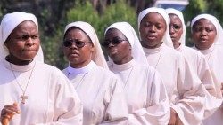 Les Soeurs Clarisses du Monastère de la Sainte Trinité de Kabinda (RD Congo)