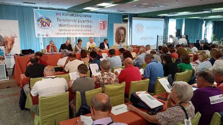 Generalno zasedanje gibanja krščanskih delavcev HOAC se odvija v španskem mestu Segovia, od 12. do 15. avgusta.