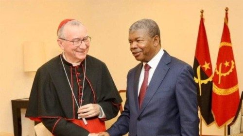 Le cardinal Parolin a été reçu par le président angolais João Lourenço