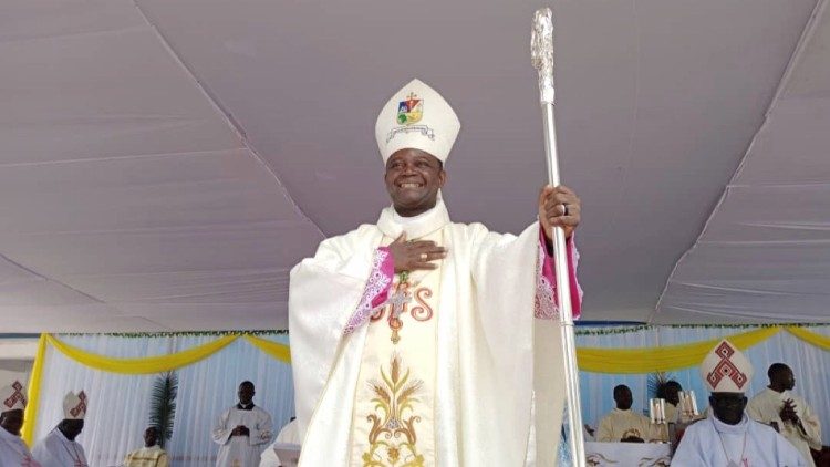 Mgr Léonard Ndjadi Ndjate, nouvel évêque auxiliaire de Kisangani