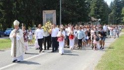 Ophod na Veliku Gospu u Voćinu predvodio je požeški biskup Antun Škvorčević
