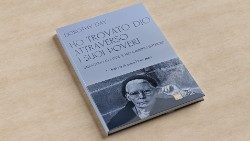Italian edition of Dorothy Day's autobiography, "I found God through His poor" with a preface by Pope Francis (LEV)